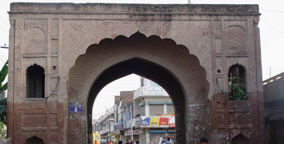 Bab-i-Faiz Gate